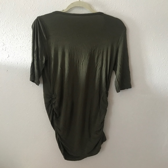 A:glow maternity top - Picture 2 of 4